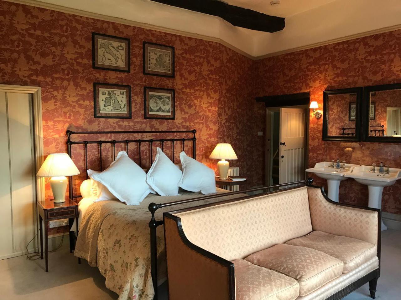 Borough Court Guest House Хук Екстериор снимка