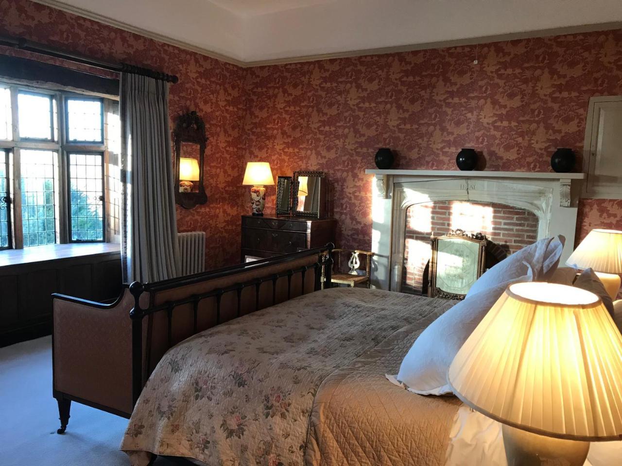 Borough Court Guest House Хук Екстериор снимка
